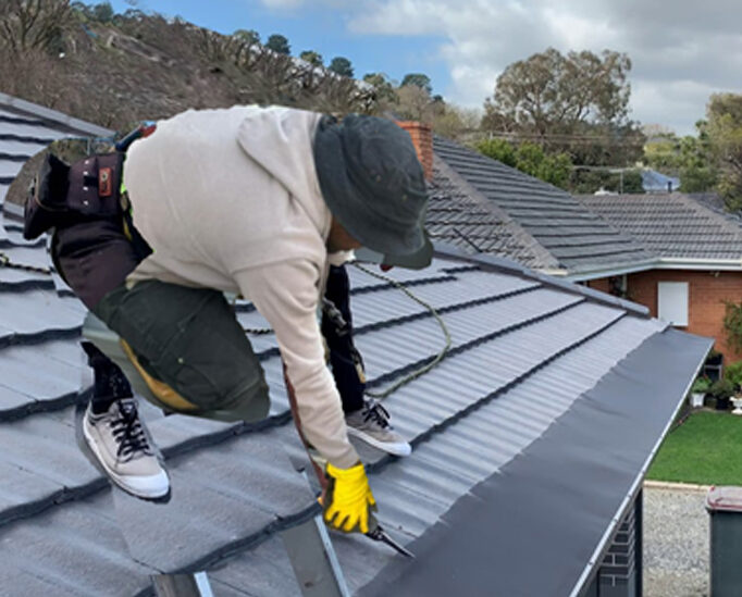 Gutter Guard Installation 2